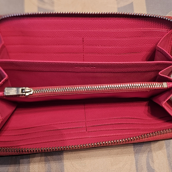 Kate Spade Wallet Bundle - Picture 6 of 6